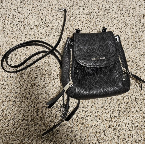 authentic MICHAEL KORS bug - Picture 4 of 6